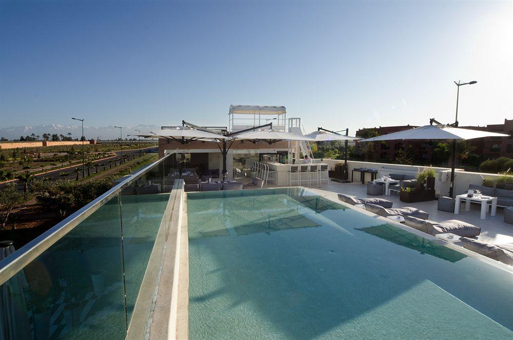 Cesar Resort & Spa Marakéš Exteriér fotografie The rooftop pool at the hotel