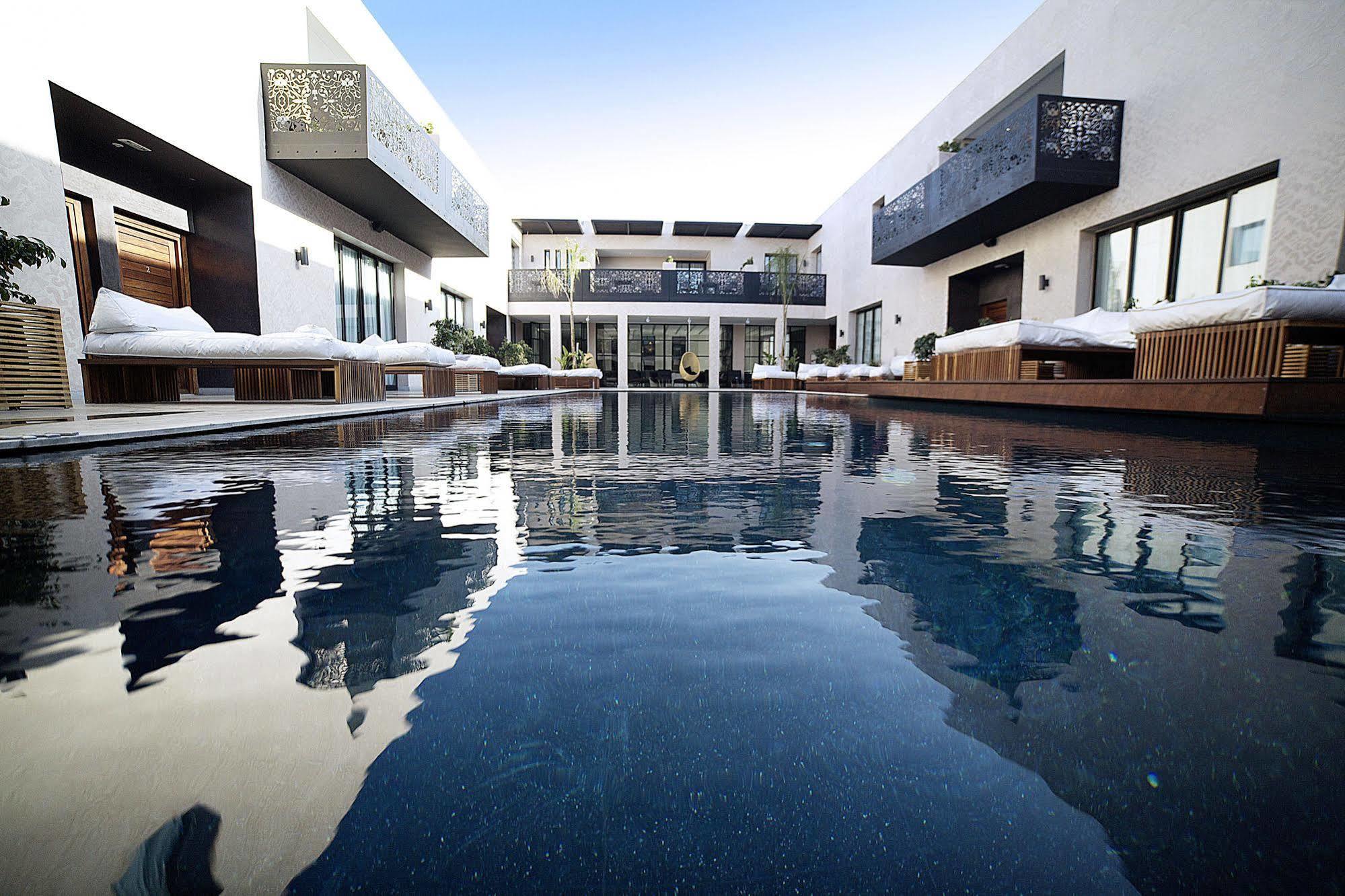 Cesar Resort & Spa Marakéš Exteriér fotografie The pool at the hotel